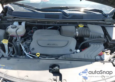 2024 Chrysler Pacifica Touring L из США, поврежденный, VIN 2C4RC1BG7RR136417